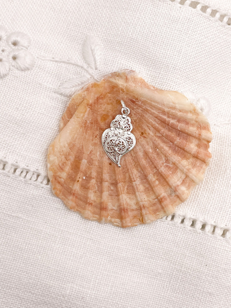 Pendentif coeur traditionnel Viana
