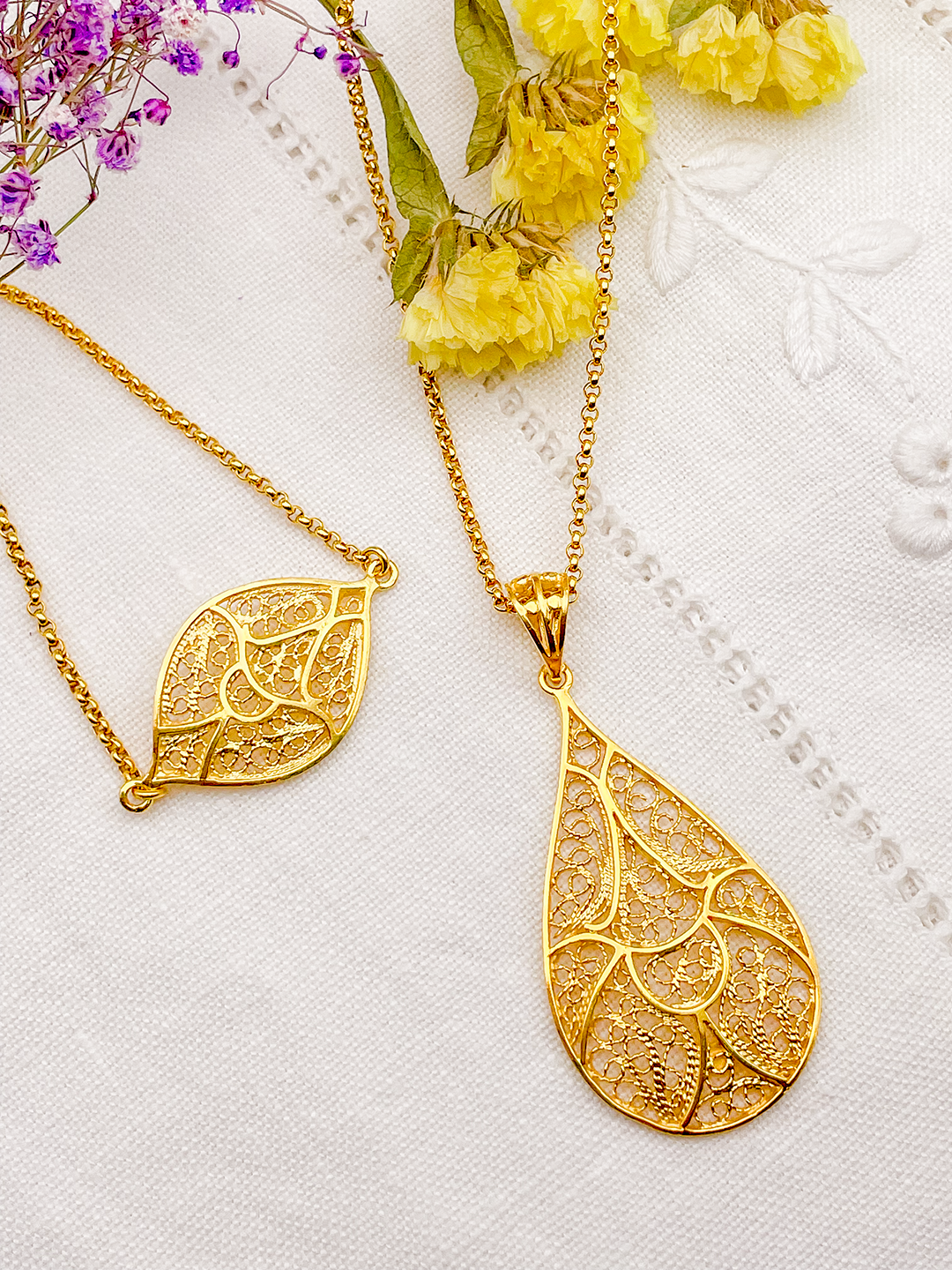 Guitar Necklace and Bracelet Set