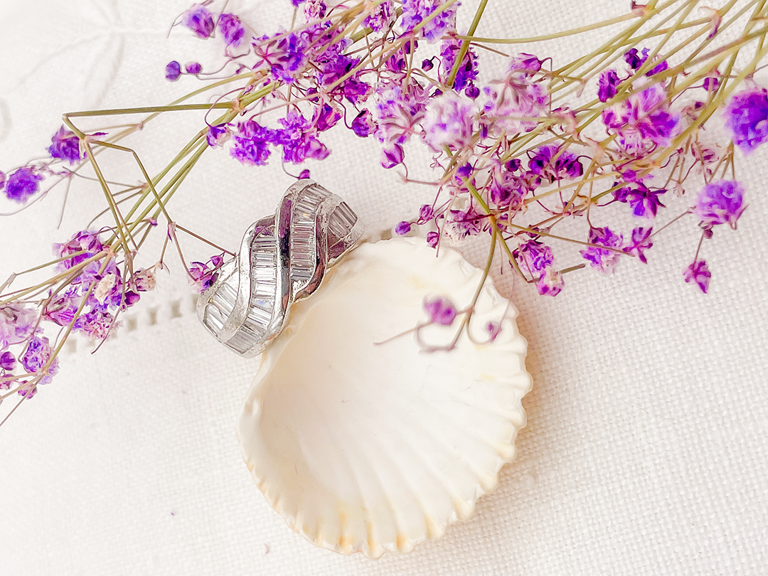 Waves Ring