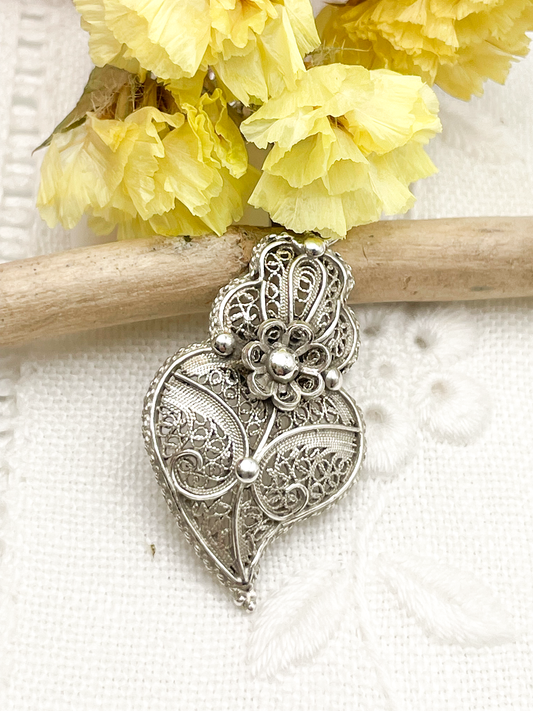 Pendentif coeur traditionnel Viana