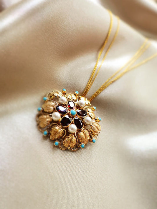 Pendente e Alfinete Jasmine