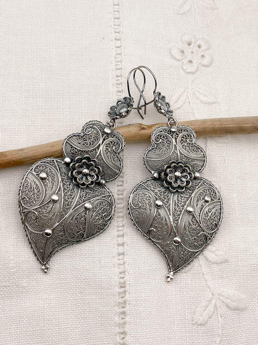Boucles d'oreilles coeur Viana avec fleur