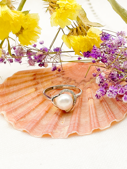 Love Pearl Ring